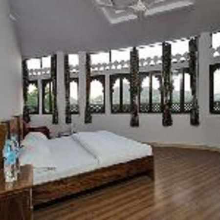 Fabhotel Prime Empire Palace Удайпур Номер фото
